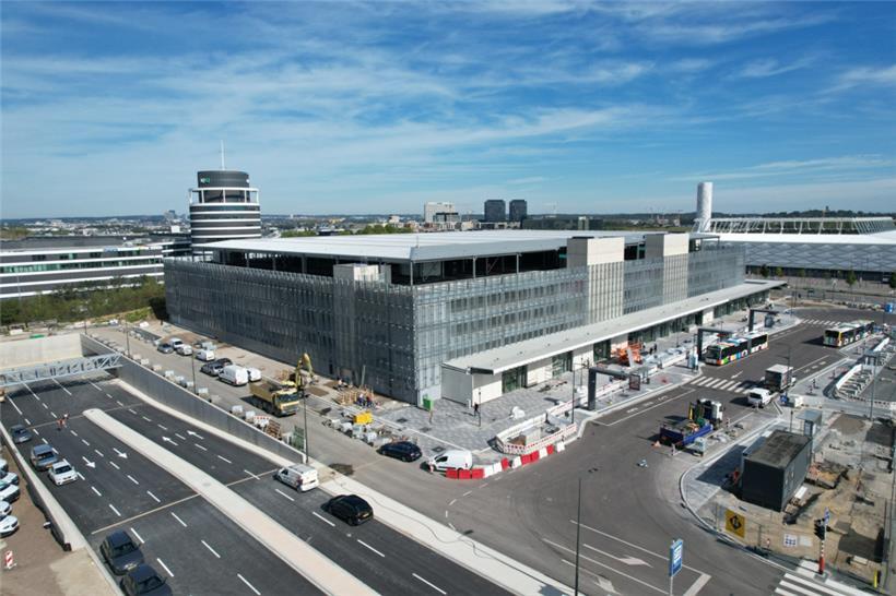 125,36 Meter breit, 91,92 Meter tief und 15,57 Meter hoch ist das neue Parkhaus auf der Cloche d’Or
