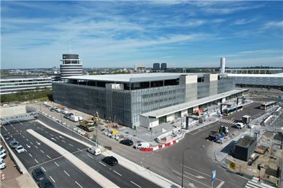 125,36 Meter breit, 91,92 Meter tief und 15,57 Meter hoch ist das neue Parkhaus auf der Cloche d’Or
