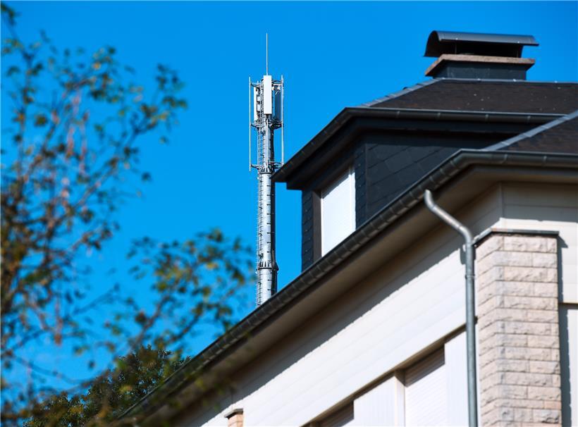 200 m Mindestabstand für GSM-Antennen zu Wohngebieten fordert Petition 1716
