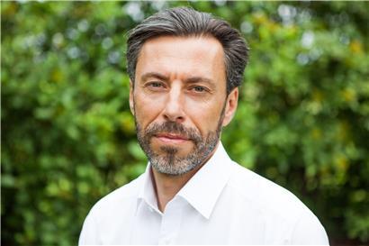 2019 wagt Christian Erang den Schritt in die Selbstständigkeit und gründet seine eigene Beratungsfirma für Pflegeheime und ähnliche Einrichtungen
