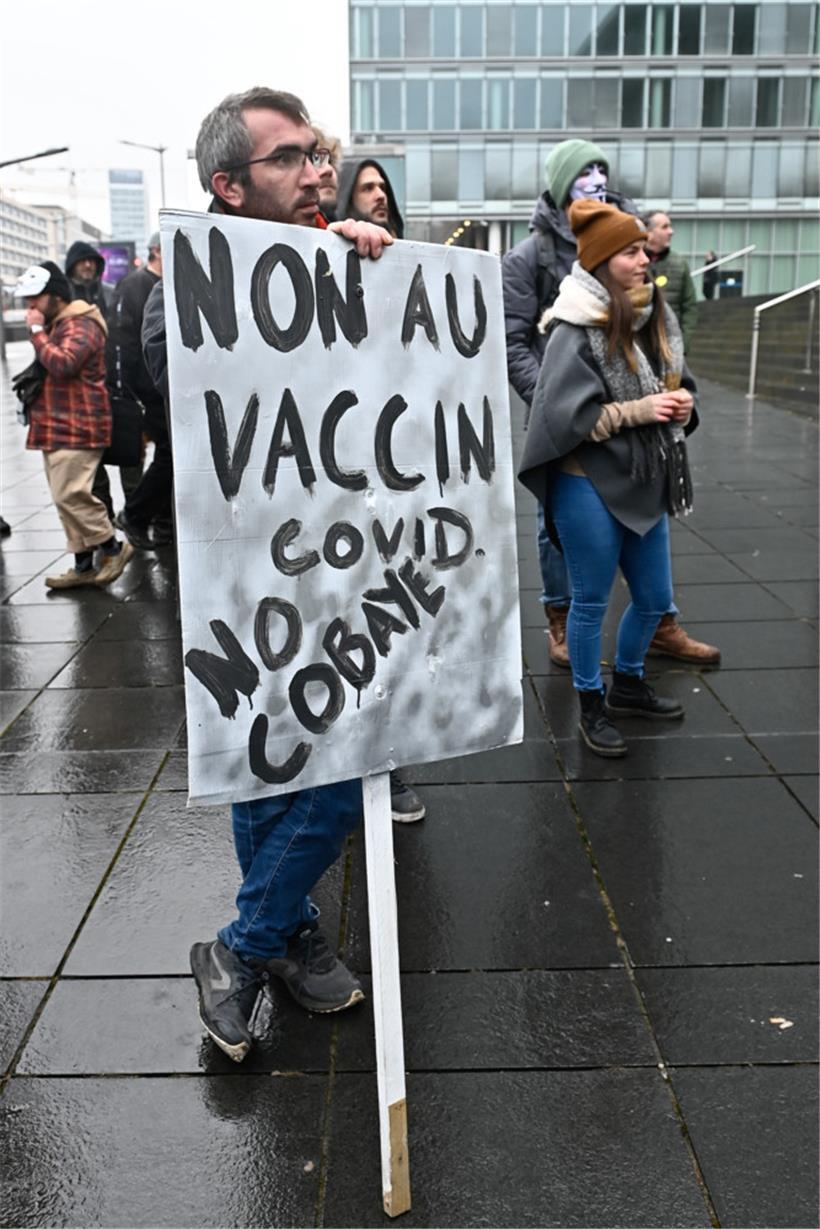 20220129, Luxembourg, Glacis/Philharmonie, Manifestation anti-mesures COVID-19, ...