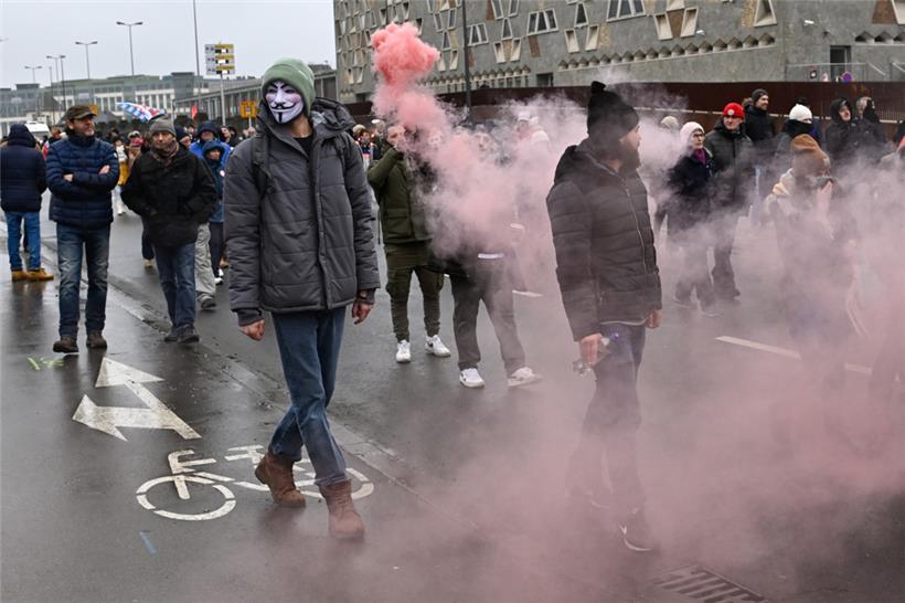 20220129, Luxembourg, Glacis/Philharmonie, Manifestation anti-mesures COVID-19, ...