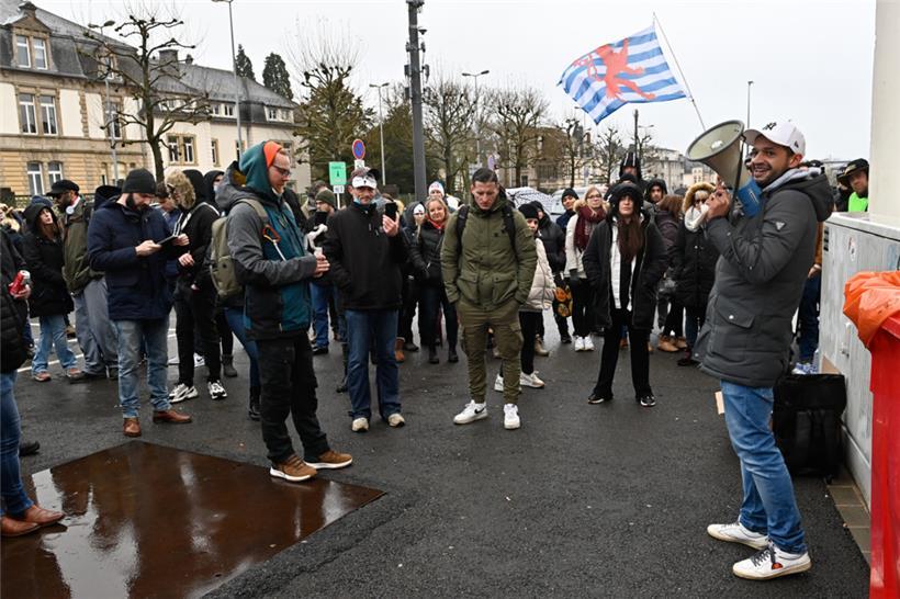 20220129, Luxembourg, Glacis/Philharmonie, Manifestation anti-mesures COVID-19, ...