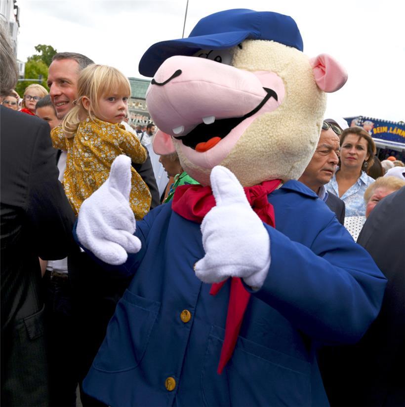 20220819 Luxembourg , Glaçis , ouverture Schueberfouer , en présence du premier ...