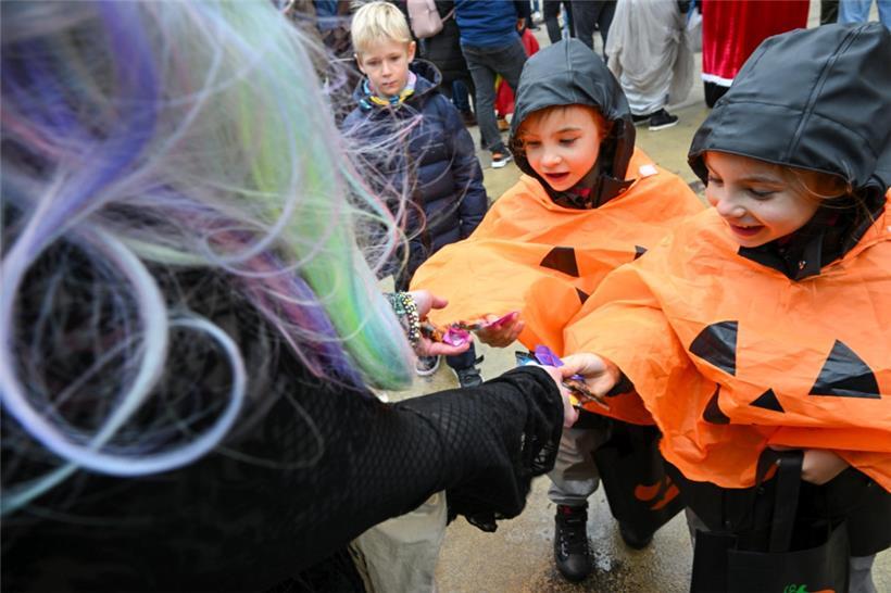 20231028, Esch sur Alzette, Centre ville, Halloween Parade Monster Esch sur Alze...