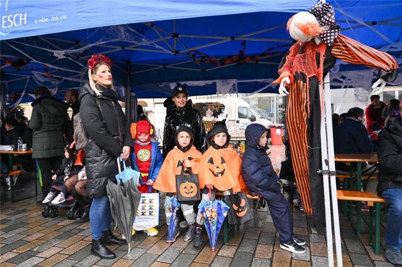20231028, Esch sur Alzette, Centre ville, Halloween Parade Monster Esch sur Alze...