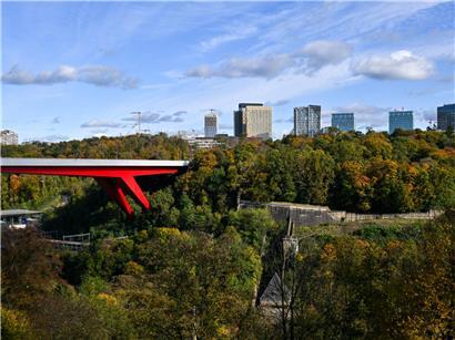 Neueinstellungen Luxemburg 2024: 38,3% aus Nicht-EU-Ländern, viele planen Rückkehr oder bleiben nicht langfristig