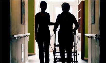 55,66 Prozent der zu Hause gepflegten Personen sind bereits gegen das Coronavirus geimpft
