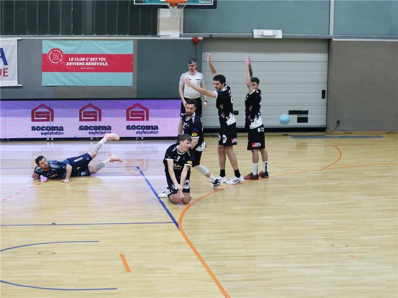 Sechs bunte Zahlen von 1 bis 6 in verschiedenen Farben auf weißem Hintergrund