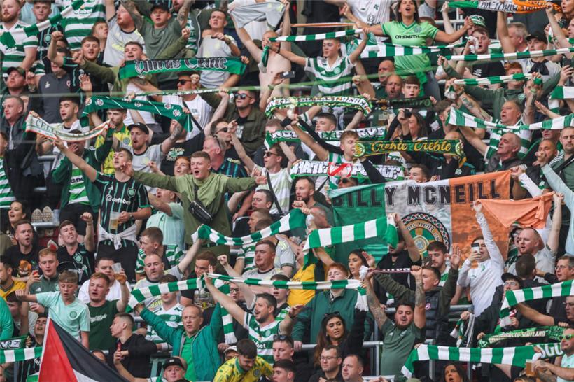 60.000 Schotten verwandeln den heimischen Celtic Park in ein Tollhaus
