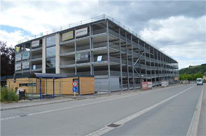 650 Fahrzeuge finden im neuen Parkhaus am Bahnhof Diekirch Platz
