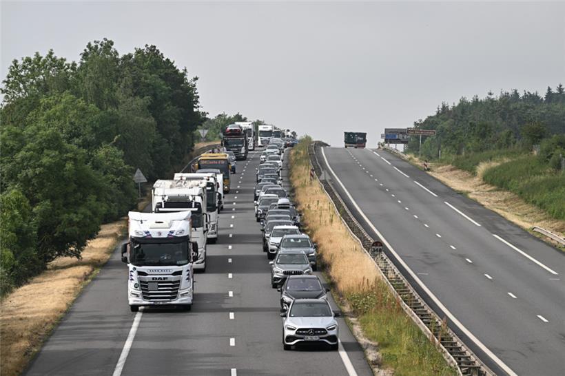 72.496 Fahrzeuge, jeden Tag: Stau auf der A3 am 19. Juni 
