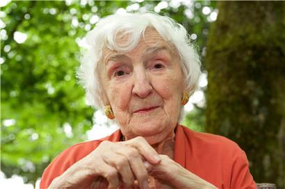 95. Geburtstag: Julie Muller-Barthélemy im Mai 2016  
