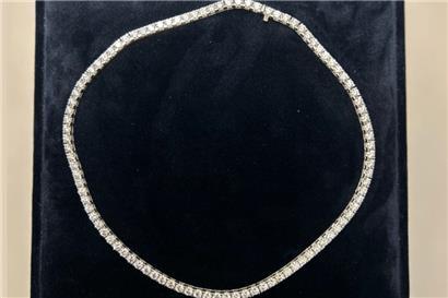 97 Diamanten sind in der beschlagnahmten Kette eingelassen
