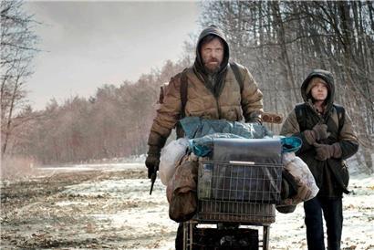 A qui peut-on bien raconter la fin du monde quand il n’y a plus personne pour écouter? Dans „The Road“, Cormac McCarthy explore (entre autres) ce paradoxe.
