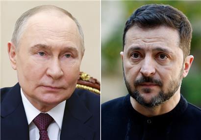 ARCHIV – 02.06.2025, Russland, Moskau: KOMBO- Die Bildkombo zeigt den russische Präsident Wladimir Putin (l) bei einer Videoansprache zum 70. Jahrestag des Weltraumbahnhofs Baikonur am 02.06.2025 und den ukrainische Präsident Wolodymyr Selenskyj (r) an der Residenz des britischen Botschafters nach einem Treffen mit europäischen Staats- und Regierungschefs am 27.03.2025. (zu dpa: «Putin und Selenskyj –…
