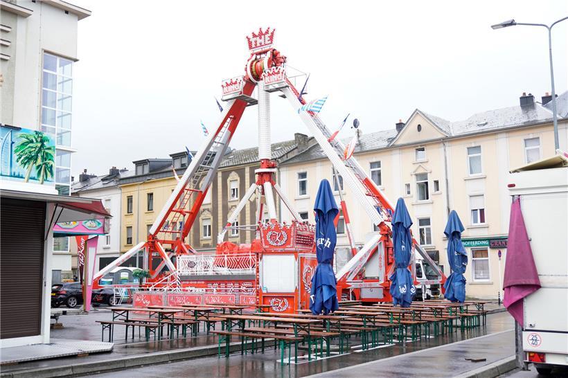 Attraktionen der Place Victor Hugo ziehen 2027 auf den Rathausplatz um, Stadtentwicklung und Veranstaltungsort im Wandel