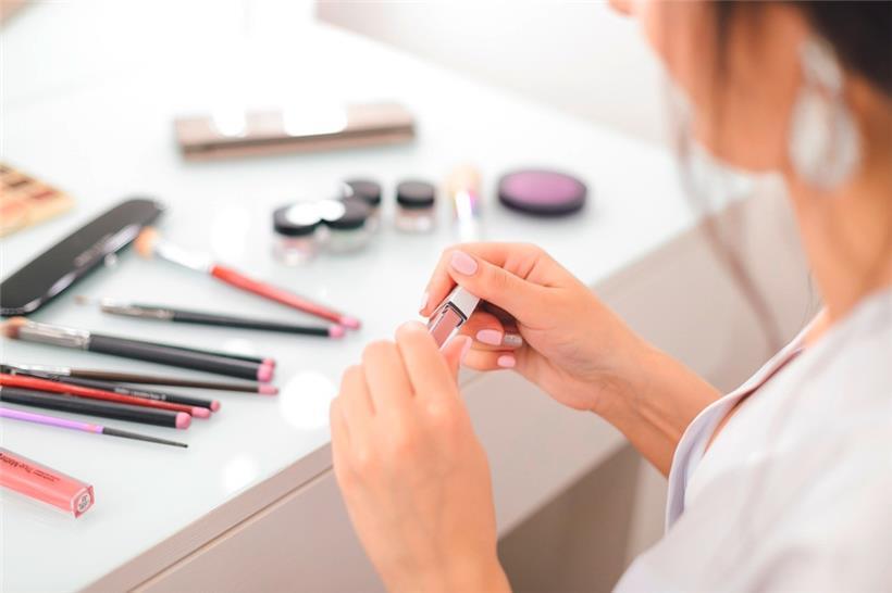 Ab dem 15. Oktober dürfen Kosmetika mit losem Glitter nicht mehr verkauft werden
