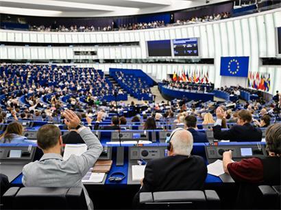 Abstimmungsrunde im EU-Parlament: Eine Mehrheit sprach sich am Dienstag für einen Demokratie-Schutzschild in der EU aus