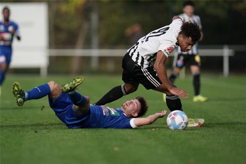 Adrian Kack (r., Jeunesse)
