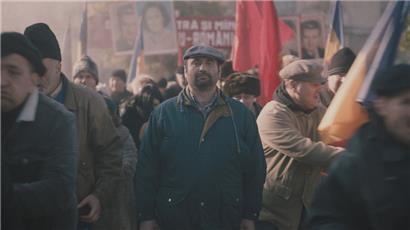 Adrian Vancica dans le film „The New Year That Never Came“ par Bogdan Mureșanu
