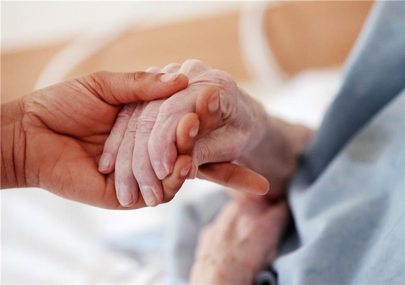 Ältere Menschen gehören zu den am meisten durch das Coronavirus gefährdeten Personengruppen
