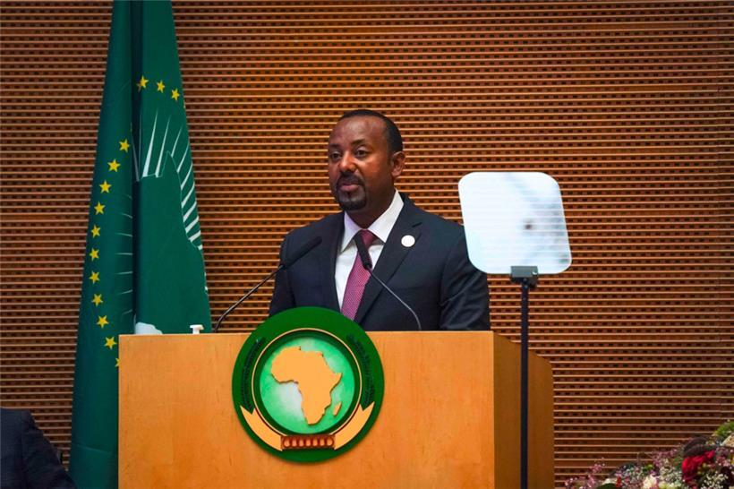 Äthiopiens Premierminister Abiy Ahmed – hier bei einer Sitzung der Afrikanischen Union in Addis Ababa – erhielt zwar den Friedensnobelpreis, lässt aber Krieg im eigenen Land führen
