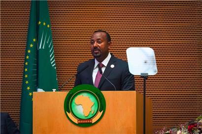 Äthiopiens Premierminister Abiy Ahmed – hier bei einer Sitzung der Afrikanischen Union in Addis Ababa – erhielt zwar den Friedensnobelpreis, lässt aber Krieg im eigenen Land führen
