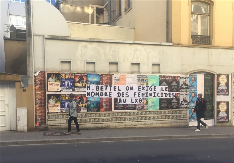 Affichage sur les féminicides
