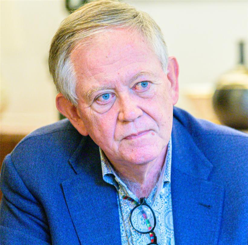 Alex Bodry est juriste, ancien ministre et député honoraire
