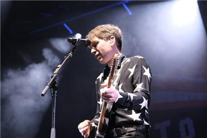 Alex Kapranos ist eines der zwei noch verbleibenden Gründungsmitglieder von Franz Ferdinand
