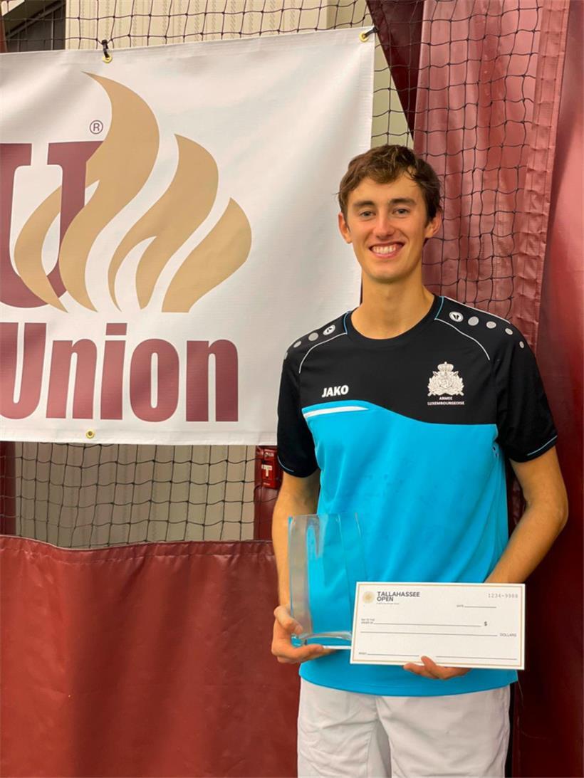 Alex Knaff gewann die Tallahassee Open in den USA
