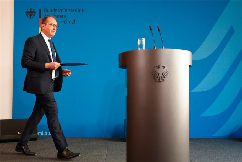 Alexander Dobrindt am Dienstag in Berlin
