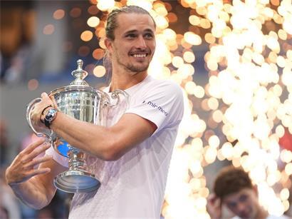 Alexander Zverev hat seinen zweiten Grand-Slam-Sieg gefeiert