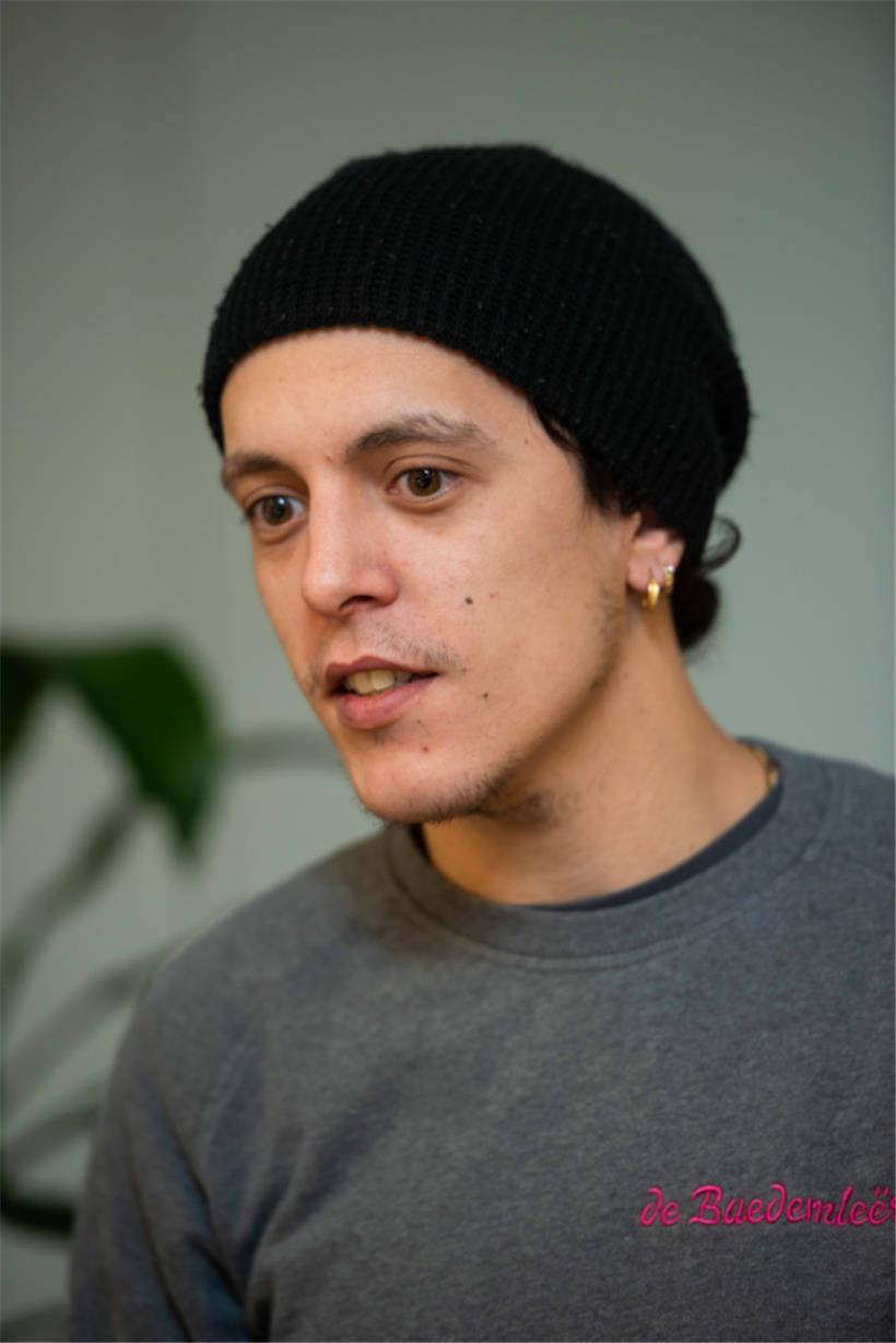 Alexandre de Brito (29): Der Portugiese hat ein Jahr in einem Sanitärfachbetrieb...