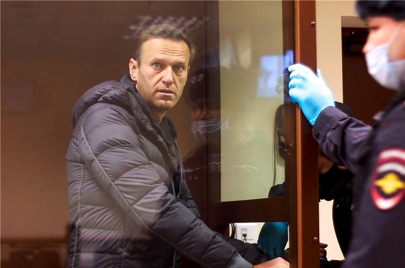 Alexej Nawalny muss eine Haftstrafe verbüßen, sein Team will weitermachen 
