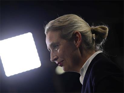 Alice Weidel als starke Vorsitzende bei der Spitzenwahl, überzeugend und führend im politischen Wettbewerb