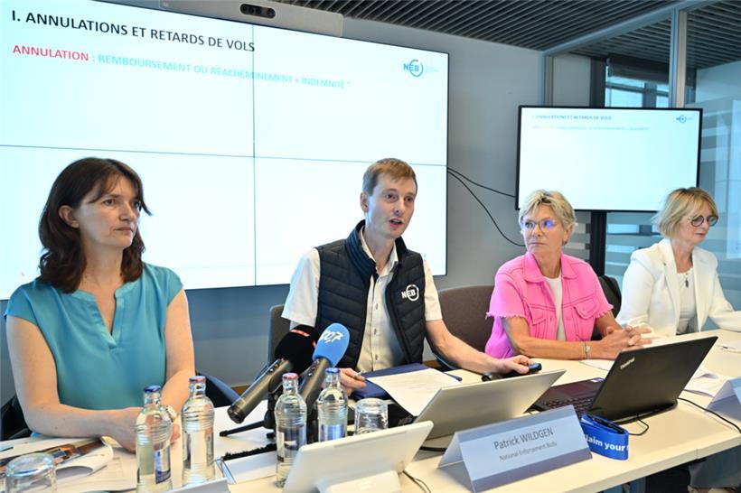 Aline Rosenbaum (ULC), Patrick Wildgen (NEB), Verbraucherschutzministerin Martine Hansen und Karin Basenach (EVZ)
