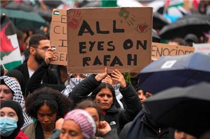All over the world, protesters are standing up for Palestinians
