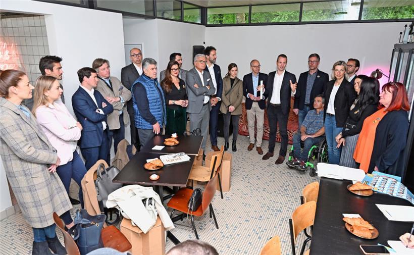 Alle 27 Kandidaten waren am Donnerstag bei der Programmvorstellung in der „Charly’s Gare“ anwesend
