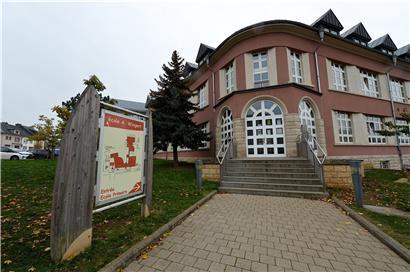 Alle 461 Schüler der Albert-Wingert-Schule stehen nun unter Quarantäne 
