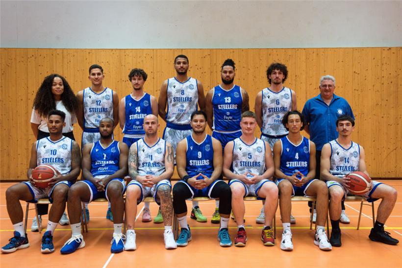 Alle Details zu den Kordall Steelers finden Sie im Sonderheft auf den Seiten 24 ...