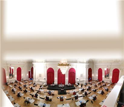 Alle Parteien waren sich einig, dass das Parlament wegen der rasanten Entwicklung von Covid-19 reaktiv bleiben müsse und die Sommerpause in diesem Jahr wohl kürzer oder ganz ausfallen wird

