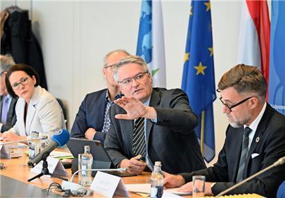 Alle paar Jahre erteilt die OECD den Mitgliedstaaten Ratschläge für eine effizientere Politik

