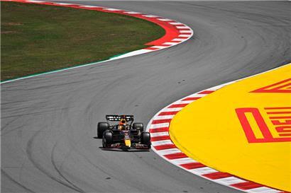 Alleine auf weiter Flur: Max Verstappen drehte in Spanien einsam seine Runden an der Spitze
