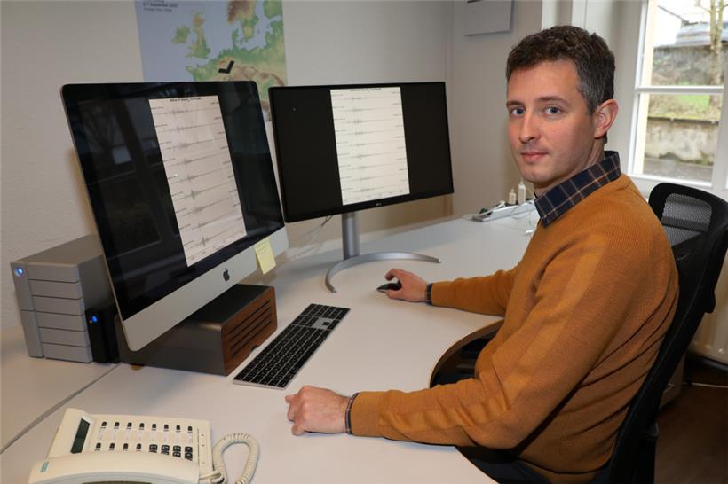 Alles im Blick: Der Geophysiker und Seismologe Dr. Adrien Oth beobachtet und erforscht mit seinen Kollegen beim EGCS in Walferdingen die Bewegungen der Erde
