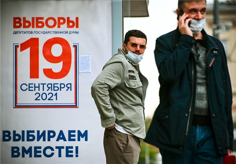 „Alles schon entschieden“: Alle Parteien sind Putin und seiner Administration gegenüber loyal, vermeintliche Opposition dient der Dekoration politischen Wettbewerbs
