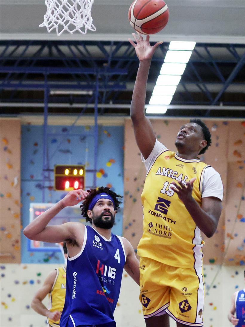 Steinsel-Team mit Ashton Sherrell in Gelb zieht ins Halbfinale ein, Jordan Hicks erzielt 33 Punkte für Esch, reicht aber nicht aus