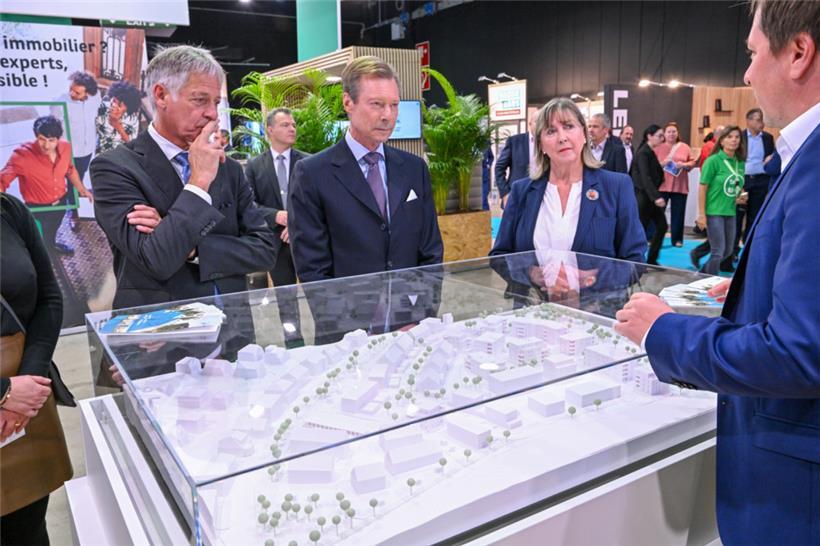 Am Donnerstag besuchten der Großherzog, der Wohnungsbauminister und die Bürgermeisterin der Hauptstadt die „Home Expo“
