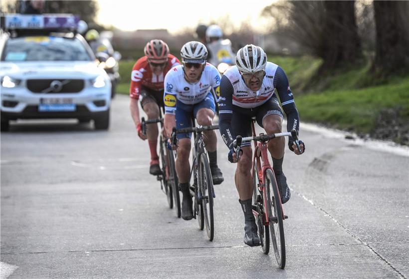 Am Ende konnte sich Jasper Stuyven (vorne) gegen Yves Lampaert und Søren Kragh Andersen durchsetzen
